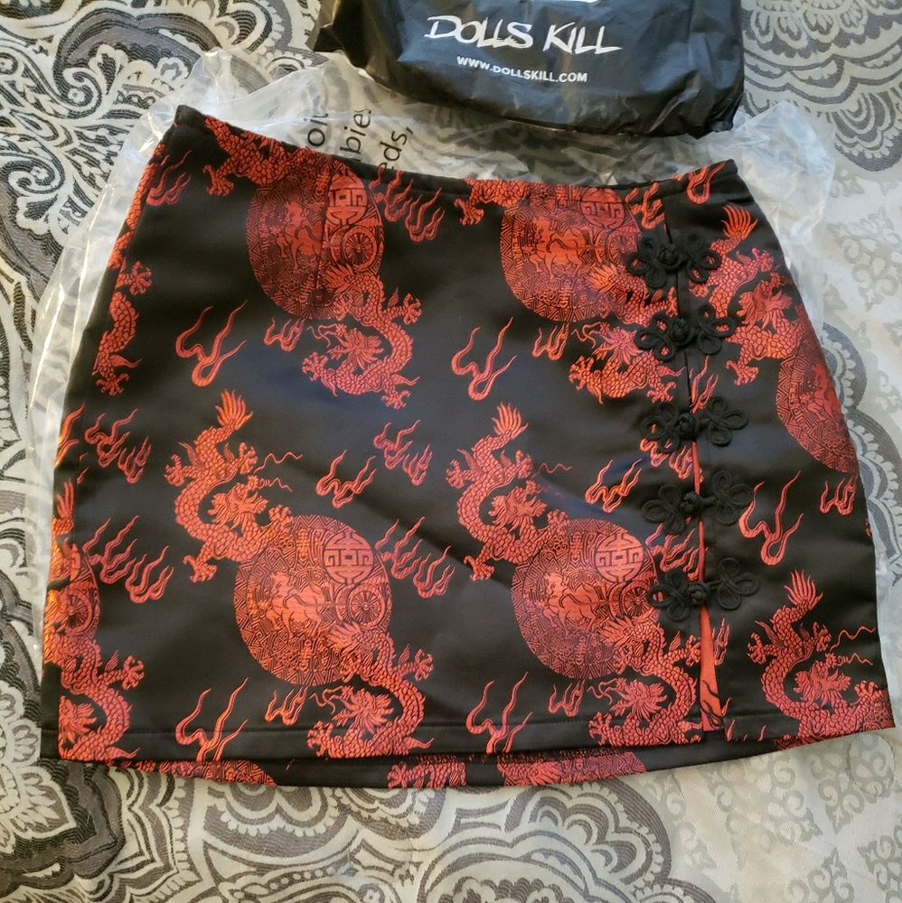 NWT DollsKill Dragon's Den Skirt Small